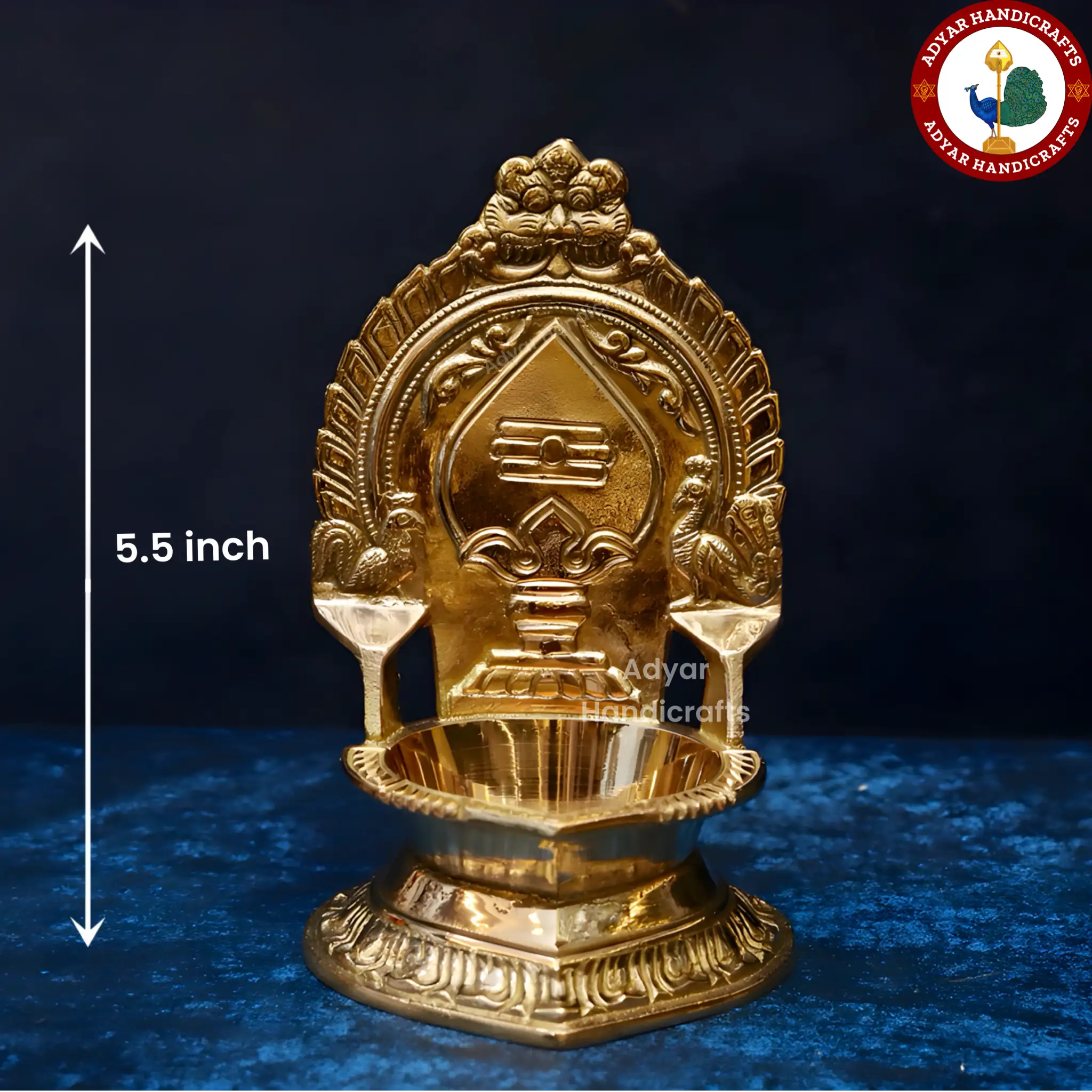 Vel Kamakshi Vilakku - image 2