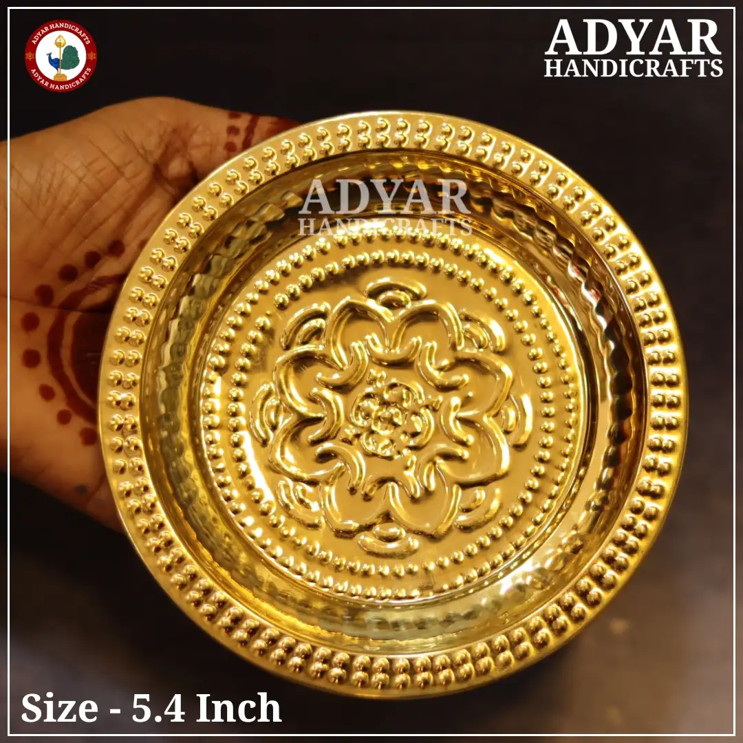 No.6 Flower Design Plate - image 1