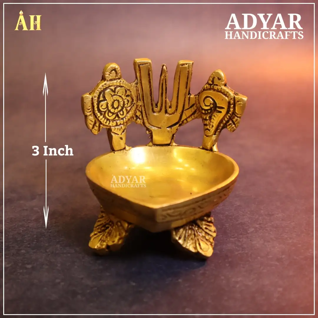 3 Inch Sangu Chakra Nama Vilakku Brass - image 1