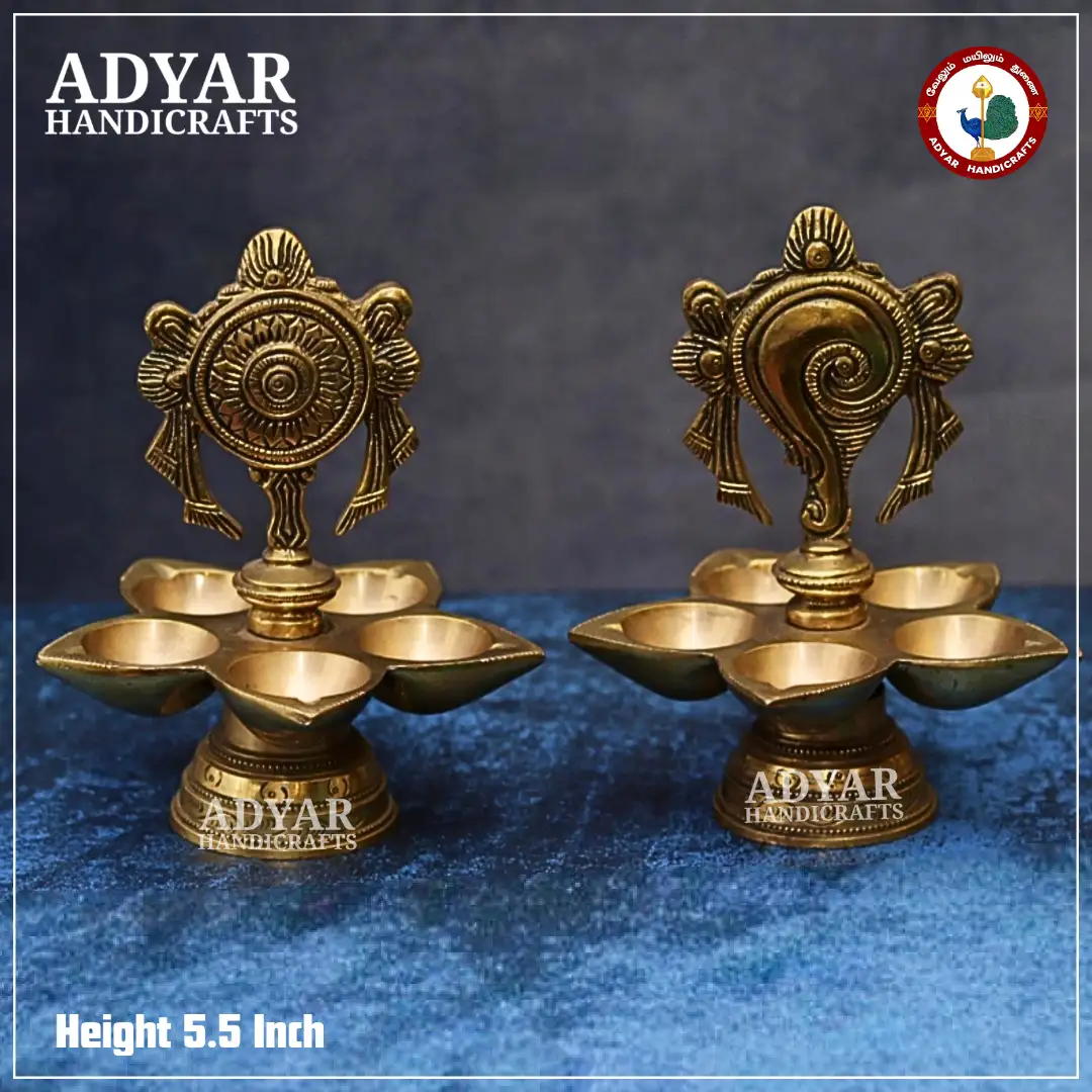 Sangu Sakkara Vilakku - image 1