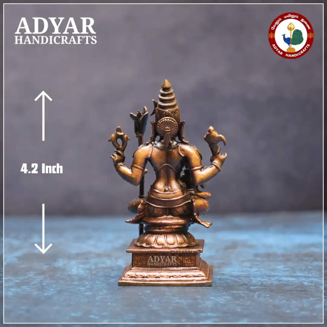 Balambigai on Kamatchi lap - image 2