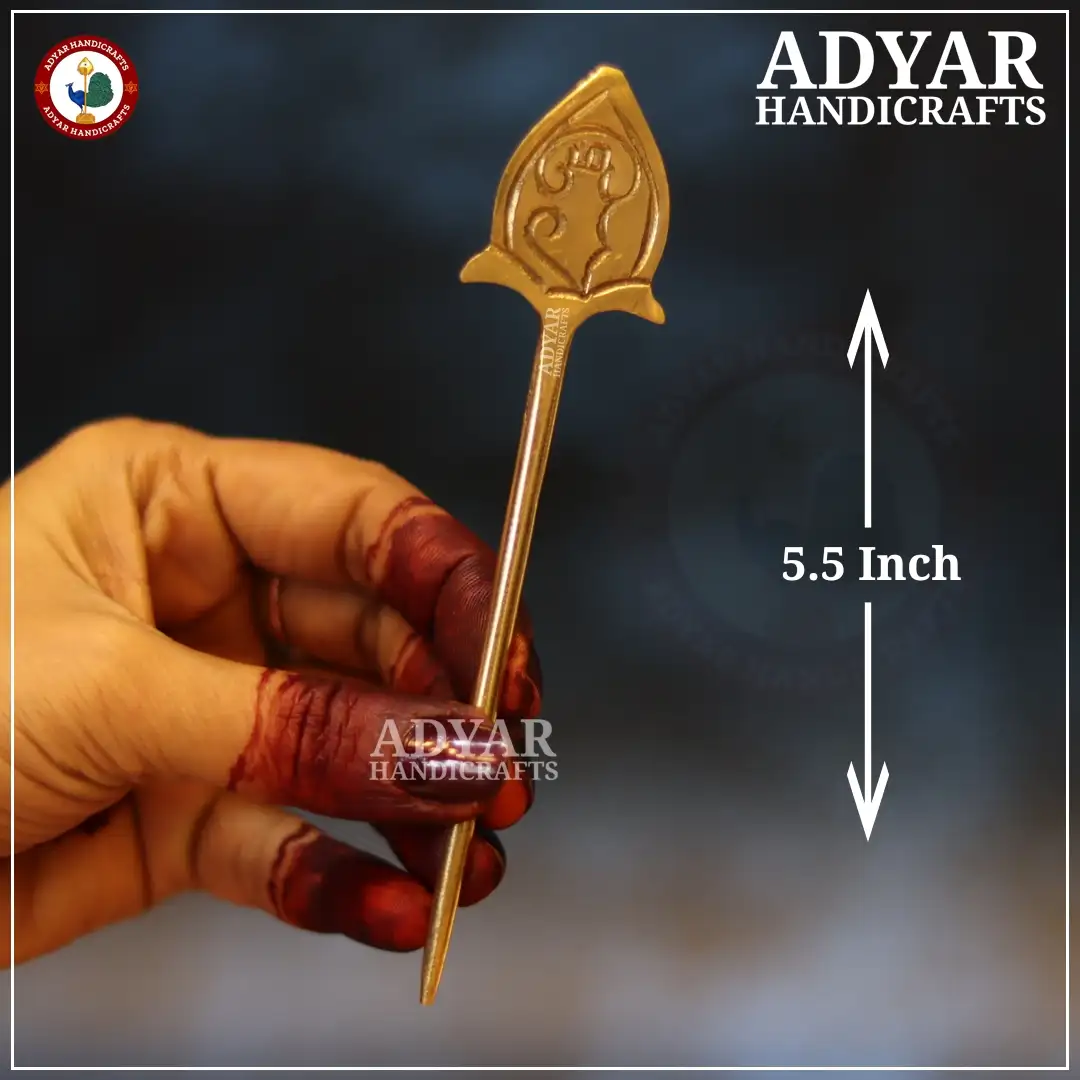 Murugar Vel Brass - image 2