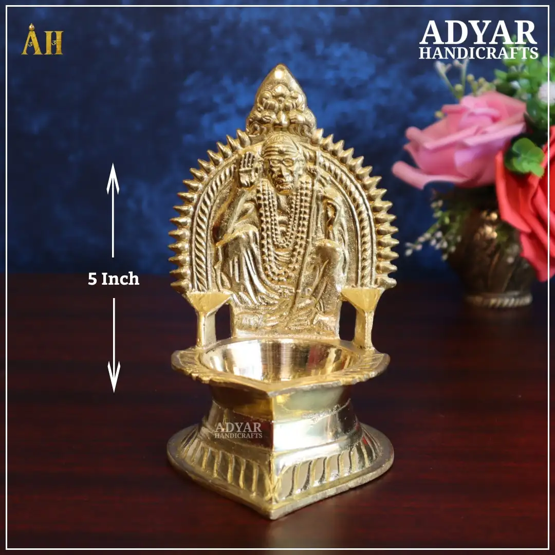 5 Inch Kanchi Mahaperiyava Kamatchi Vilakku - image 1